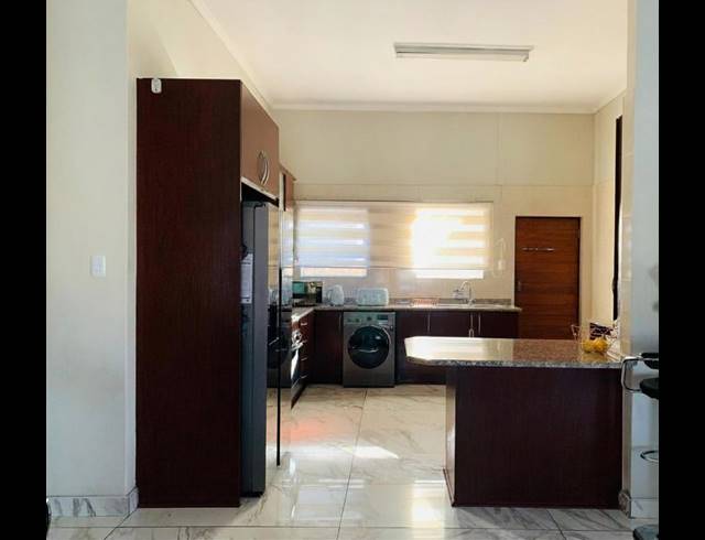 3 BEDROOM HOUSE FOR SALE IN RIVERSPRAY LIFESTYLE ESTATE